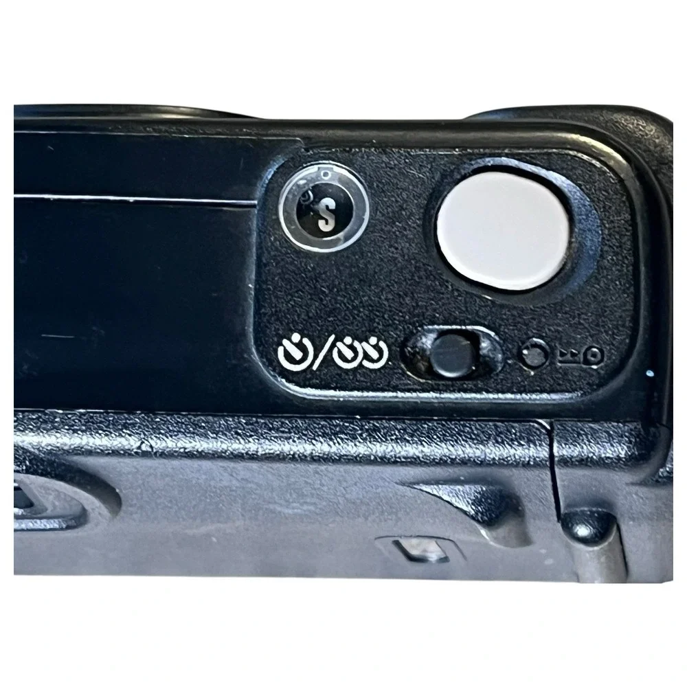 Canon Snappy LX 35mm Point & Shoot Film Camera Black Works - Picture 8 of 13